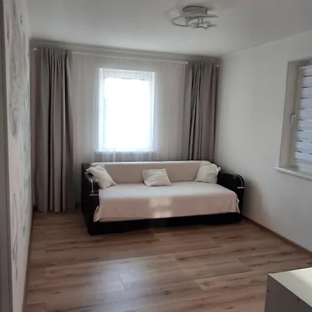 Petrovtsi House Будинок відпочинку Dubrovka