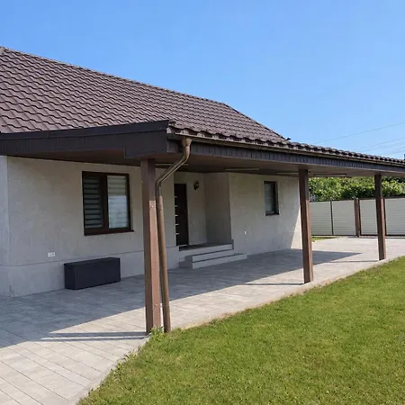 Petrovtsi House *
