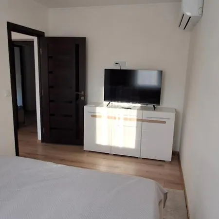 Petrovtsi House Будинок відпочинку Dubrovka